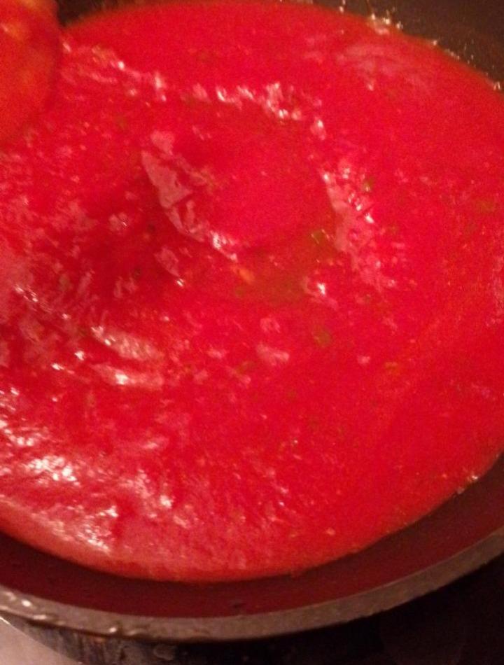 Фото - Подлива (мука, лук, морковь, томатная паста)