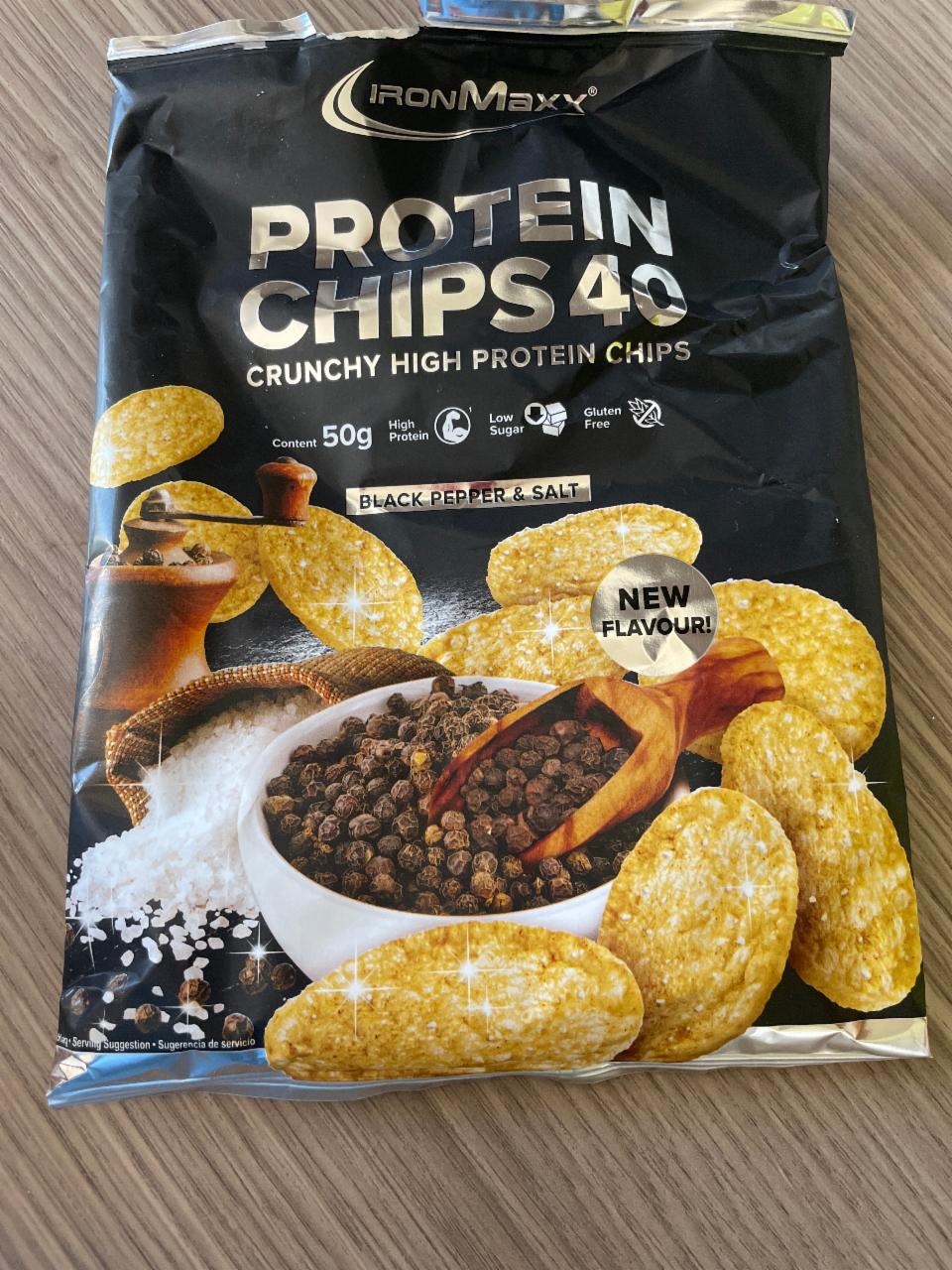 Фото - протеиновые чипсы черный перец-соль IronMaxx