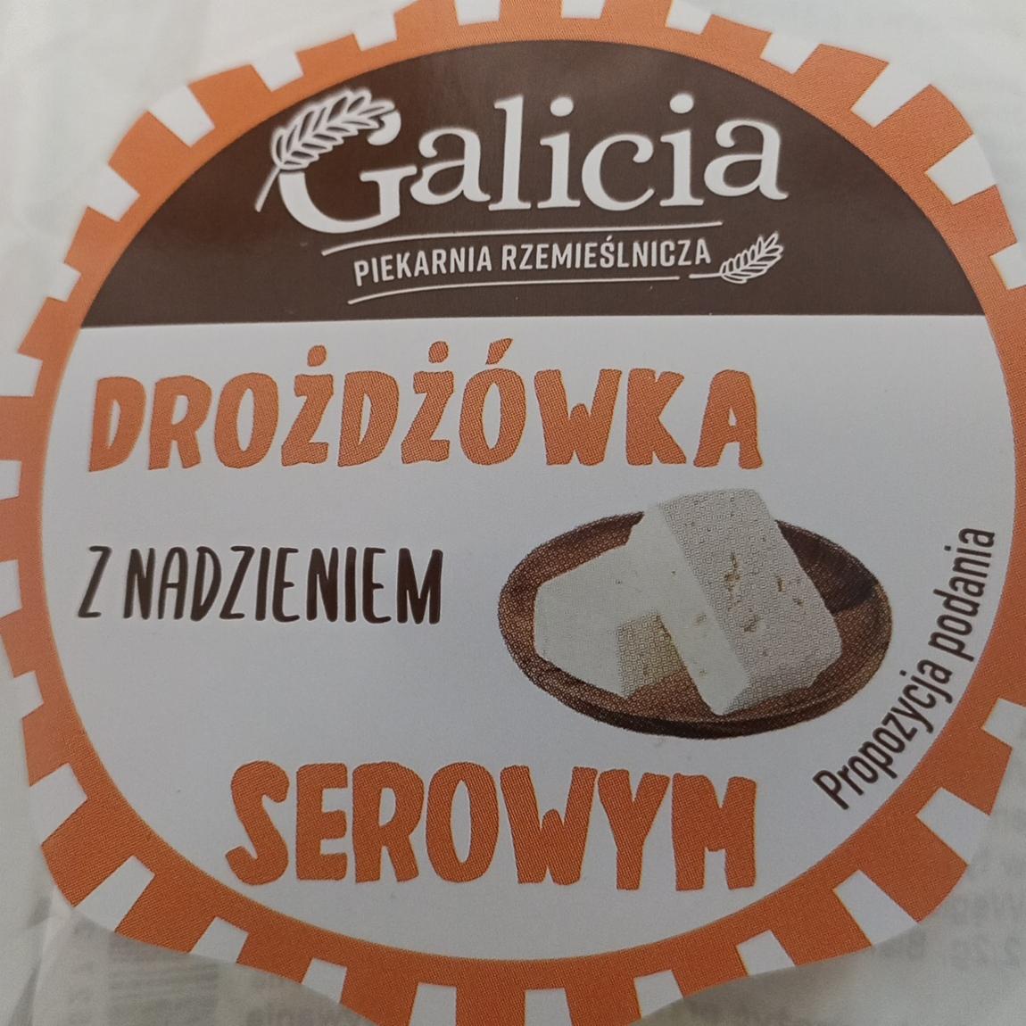 Фото - Drożdżówka z nadzieniem serowym Galicia