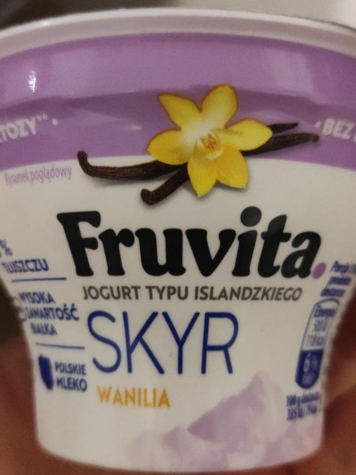 Фото - Йогурт 0% Скир со вкусом ванили Skyr Wanilia Fruvita