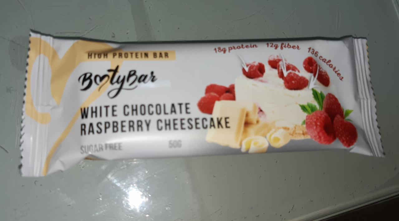Фото - малиновый чизкейк с белым шоколадом Bootybar