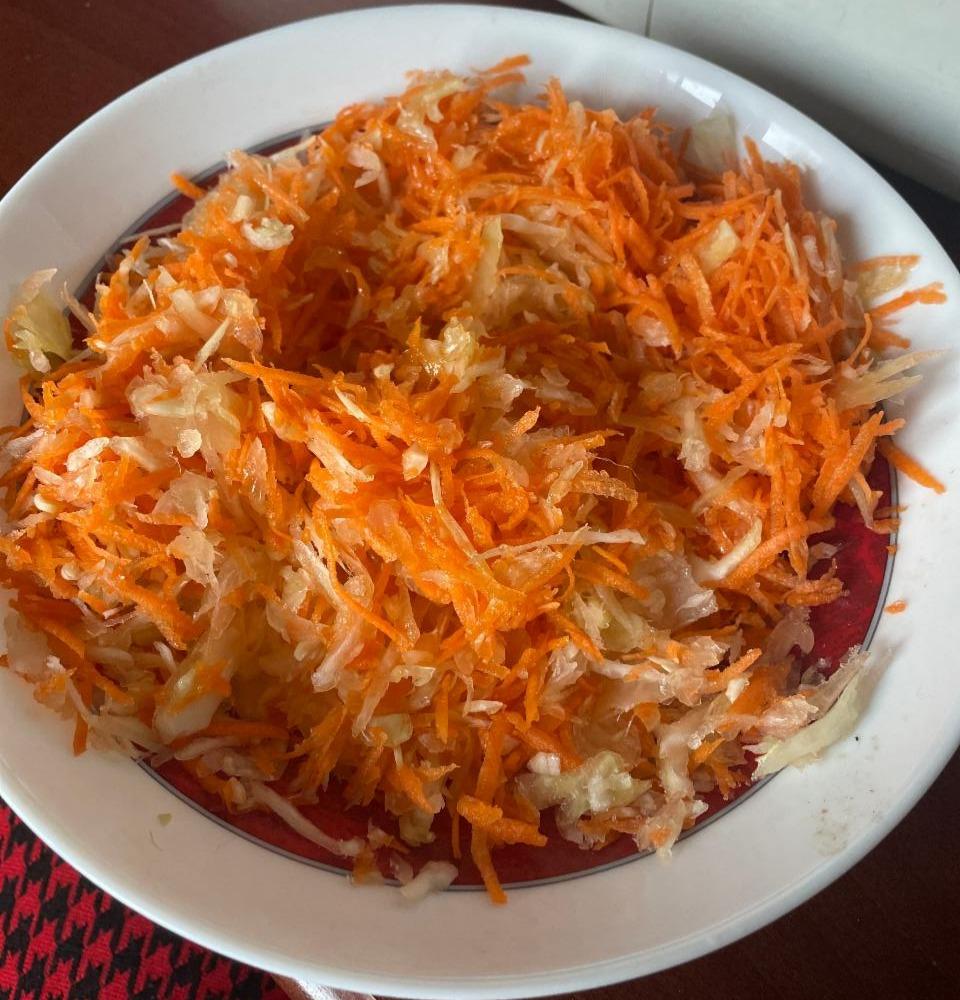 Фото - Салат из капусты и морковки с заправкой