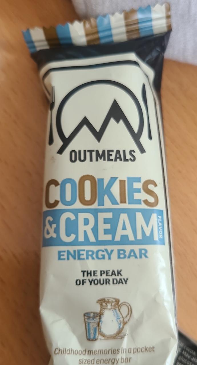 Фото - Батончик энергетический Cookies & Cream Energy Bar Outmeals