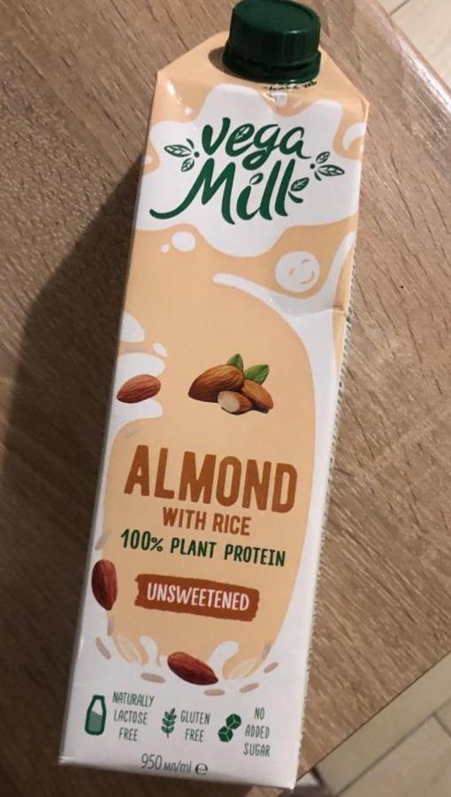 Фото - Напиток рисово-миндальная альтернатива молока Rice&Almond Vega Milk