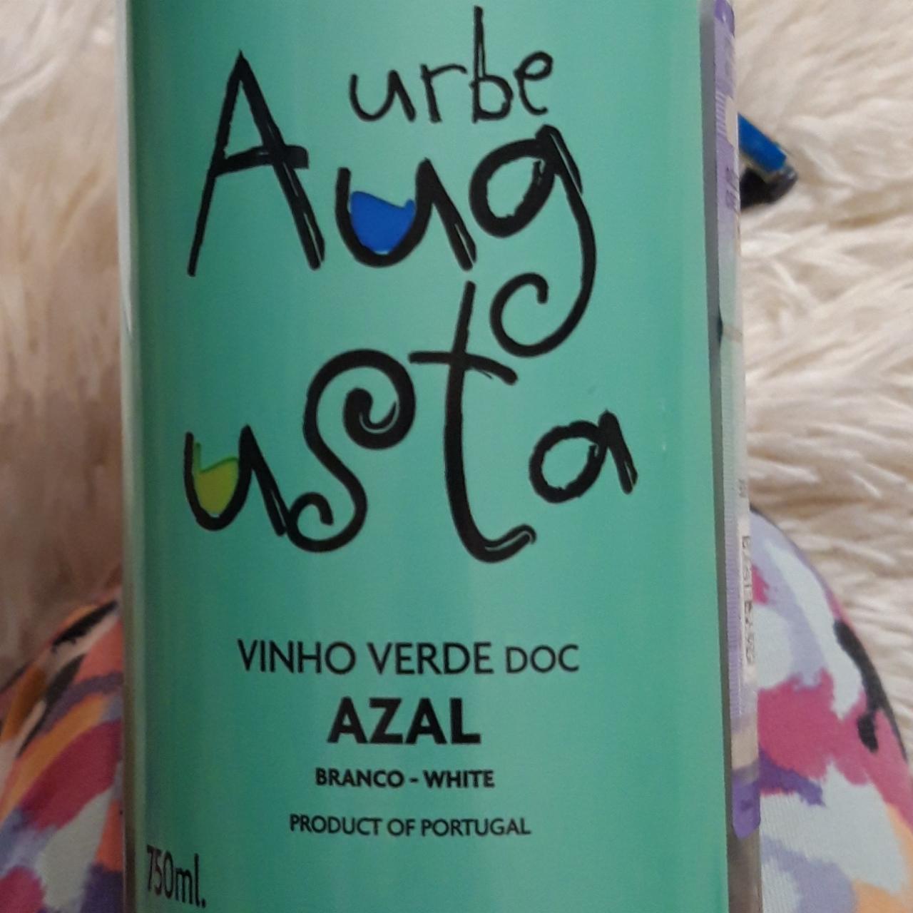 Фото - вино белое полусухое Азаль Док Виньо Верде Урбе Аугушта