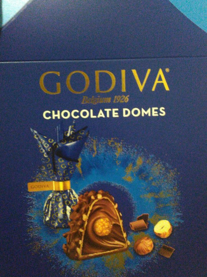 Фото - конфеты chocolate domes Godiva