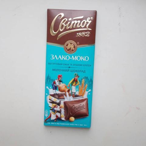 Фото - 'Свиточ' шоколад злаки и молоко