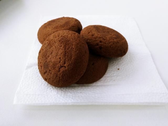 Фото - Песочное печенье с орехово-кремовой начинкой 