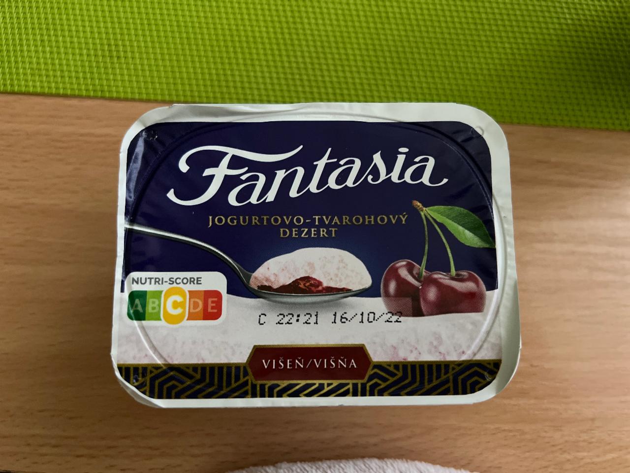 Фото - йогуртово-творожный десерт с вишней Fantasia