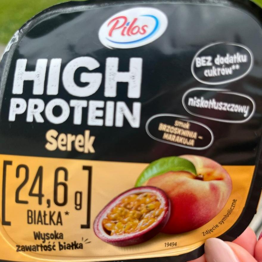 Фото - Сырок со вкусом персик-маракуйя High Protein Serek Pilos