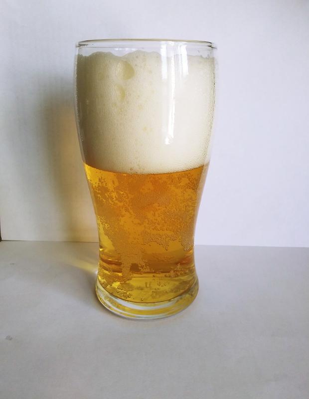 Фото - Пиво светлое Royal Pilsner