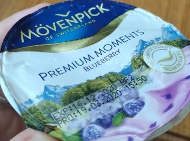 Фото - Йогурт Черника 5% Blueberry Мовенпик Premium Mövenpick