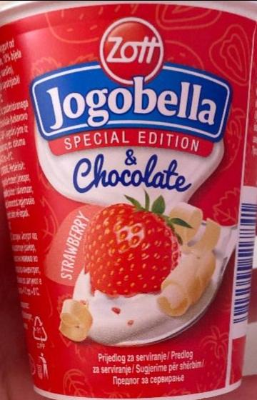 Фото - йогурт Jogobella strawberry and chocolate Zott