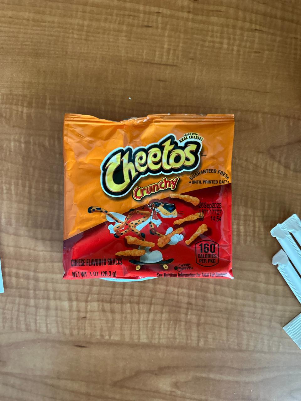 Фото - кукурузные снэки со вкусом сыра хрустящие Cheetos