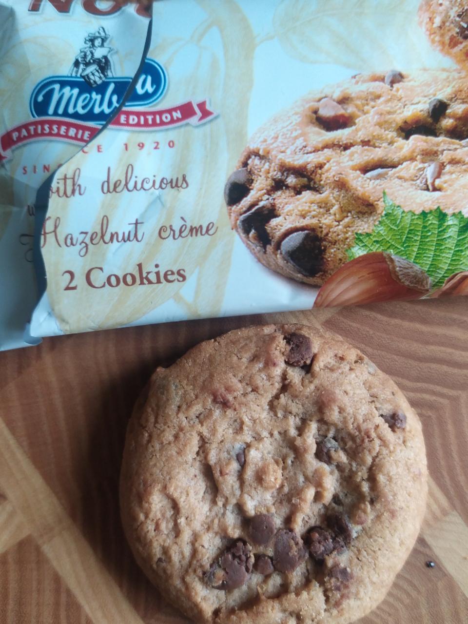 Фото - Печенье с шоколадом и орехами Merba