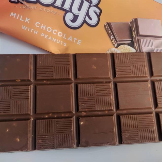 Фото - Шоколад с арахисом Ms Molly's Tesco