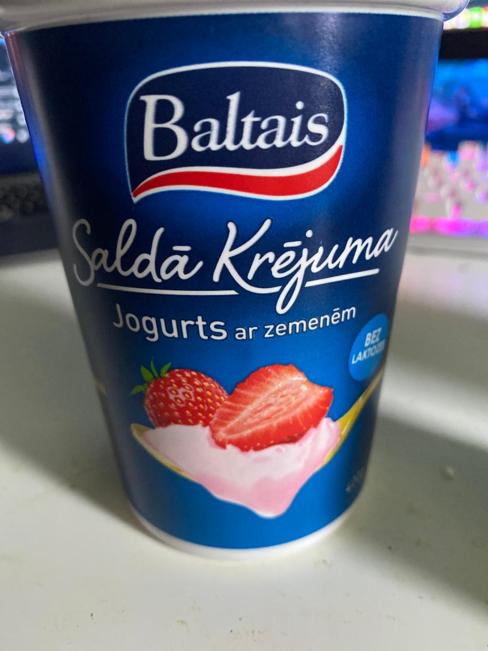 Фото - Йогурт сливочный с клубникой Baltais