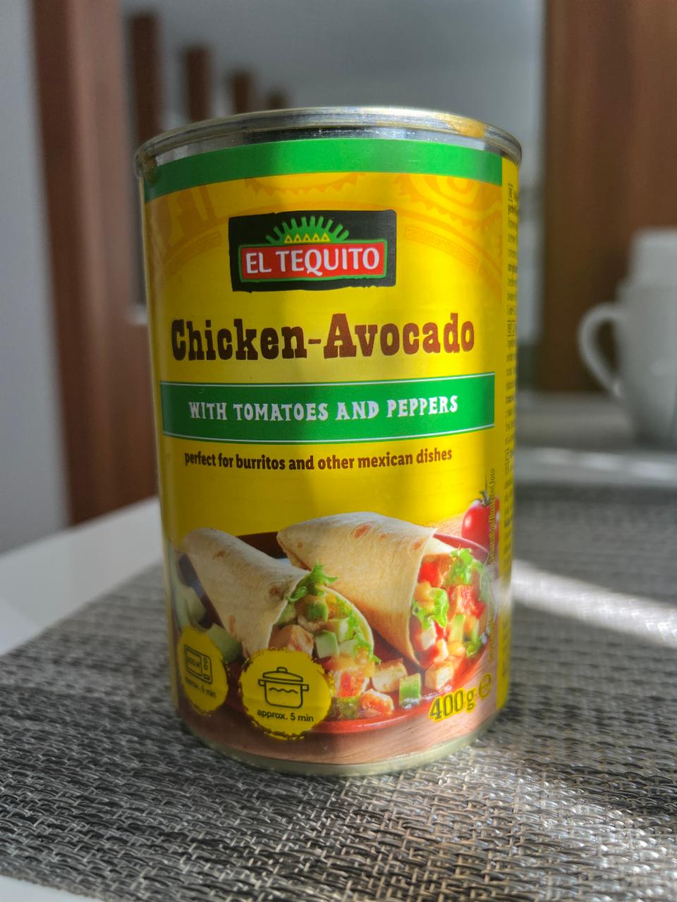 Фото - начинка для лепешек с авокадо и курицей El Tequito