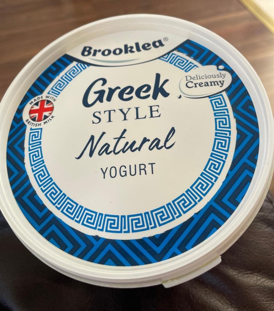 Фото - Йогурт белый натуральный Greek Yogurt Brooklea