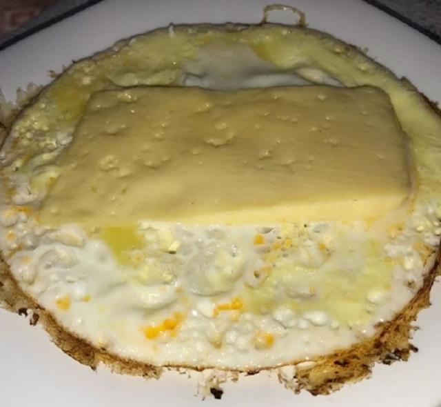 Фото - Яичница с сыром