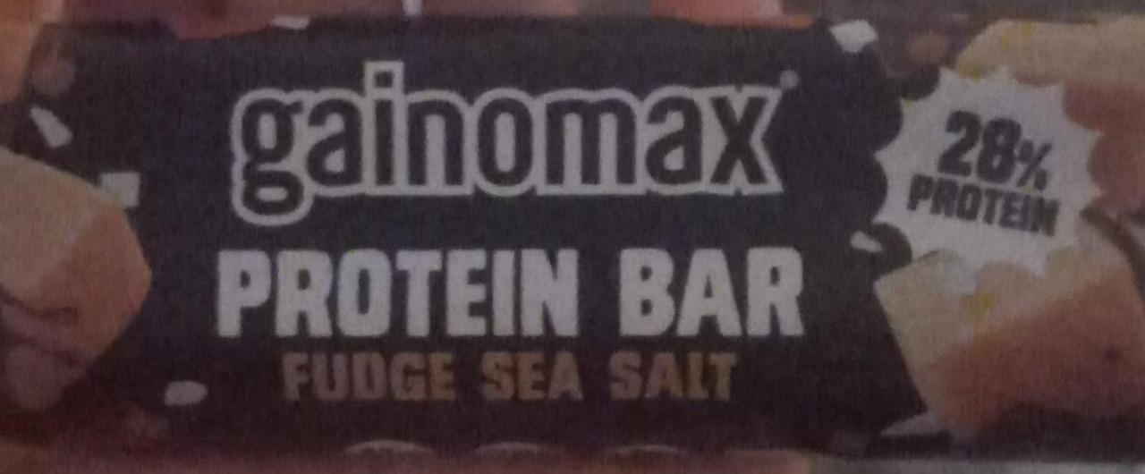 Фото - протеиновый батончик со вкусом помадки с морской солью Gainomax