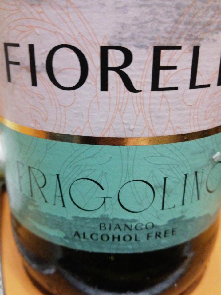 Фото - Напиток игристый ароматизированный Fragolino Bianco Alcohol free 0% Fiorelli