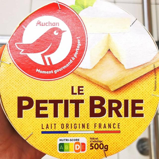 Фото - Сыр Бри Le Petit Brie Auchan Ашан