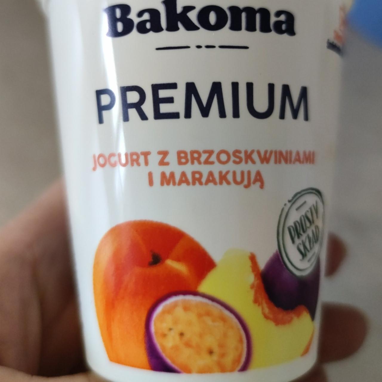 Фото - йогурт с персиками и маракуей Bakoma