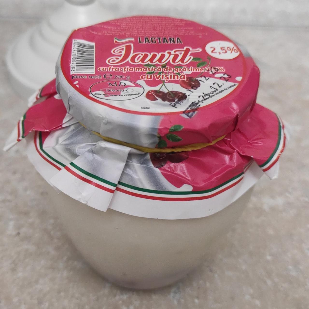 Фото - Йогурт с вишней iaurt cu visina Lactana