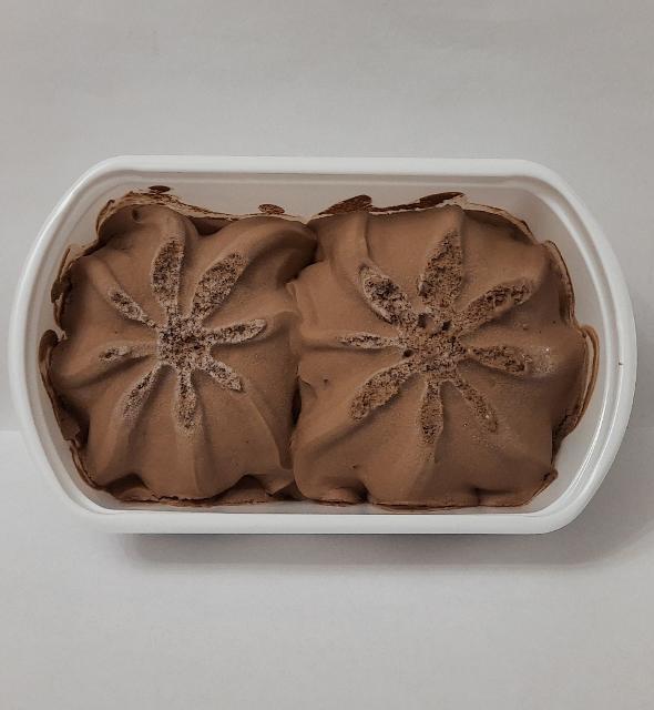 Фото - Мороженое пломбир шоколадный 'Магнит'