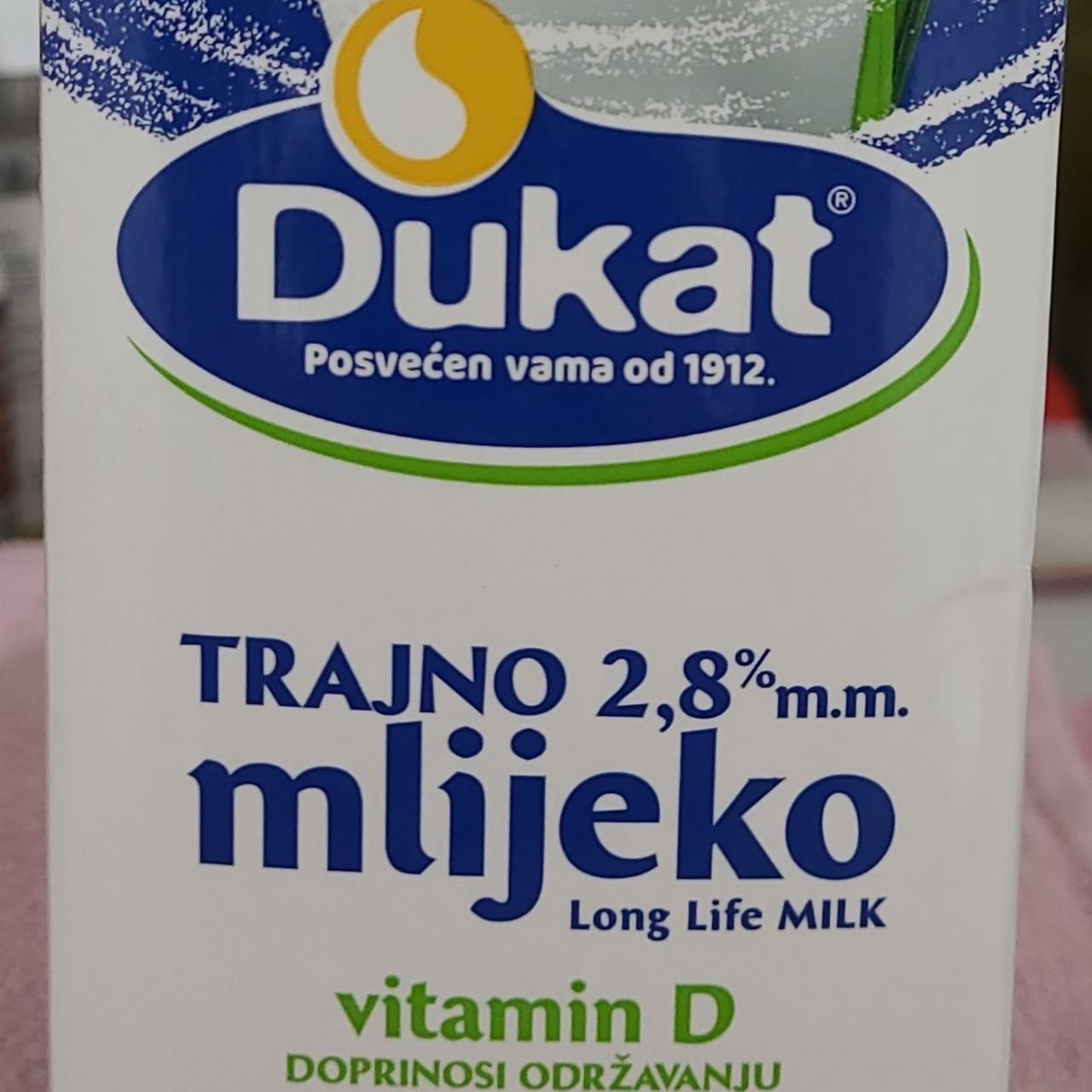 Фото - Молоко ультрапастеризованное 2,8% Dukat
