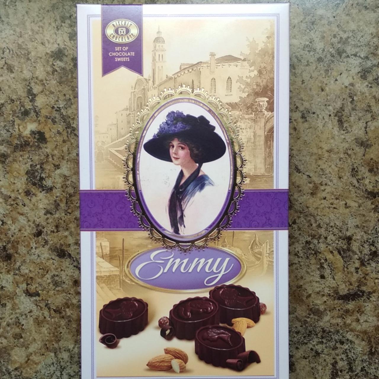 Фото - Набор конфет шоколадных Emmy Бисквит-шоколад