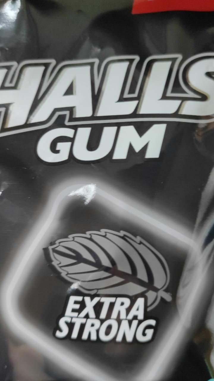 Фото - Жевательная резинка без сахара со вкусом эвкалипта Halls Gum