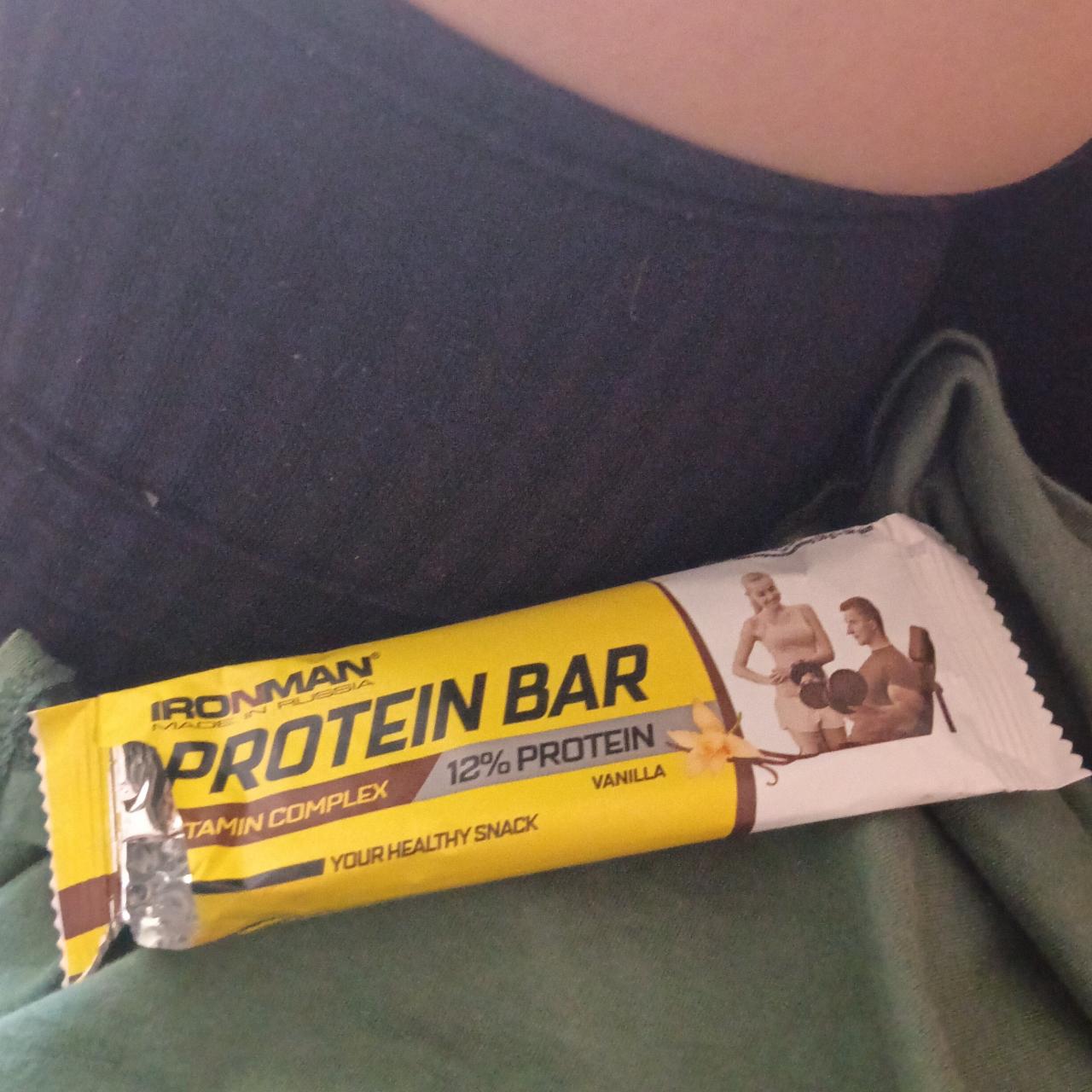 Фото - протеиновый батончик витаминнй комплекс со вкусом ванили Ironman