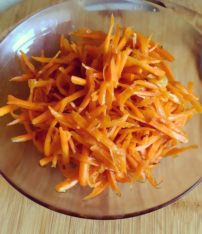 Фото - салат из моркови с маслом