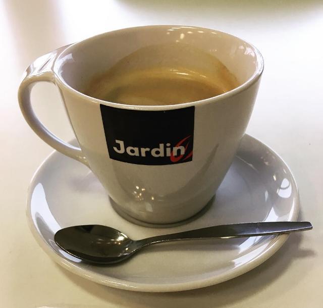 Фото - кофе с молоком Жардин