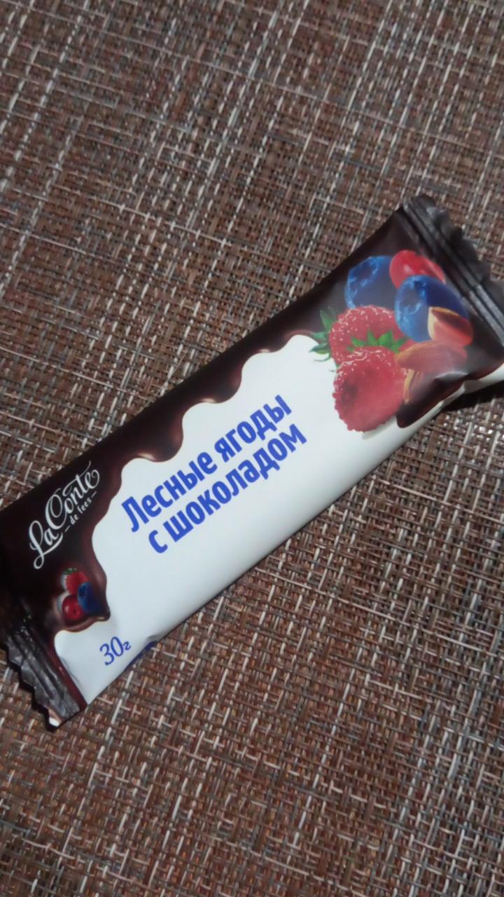 Фото - Батончик фруктово-ореховый Лесные ягоды с шоколадом LaConteDeFees
