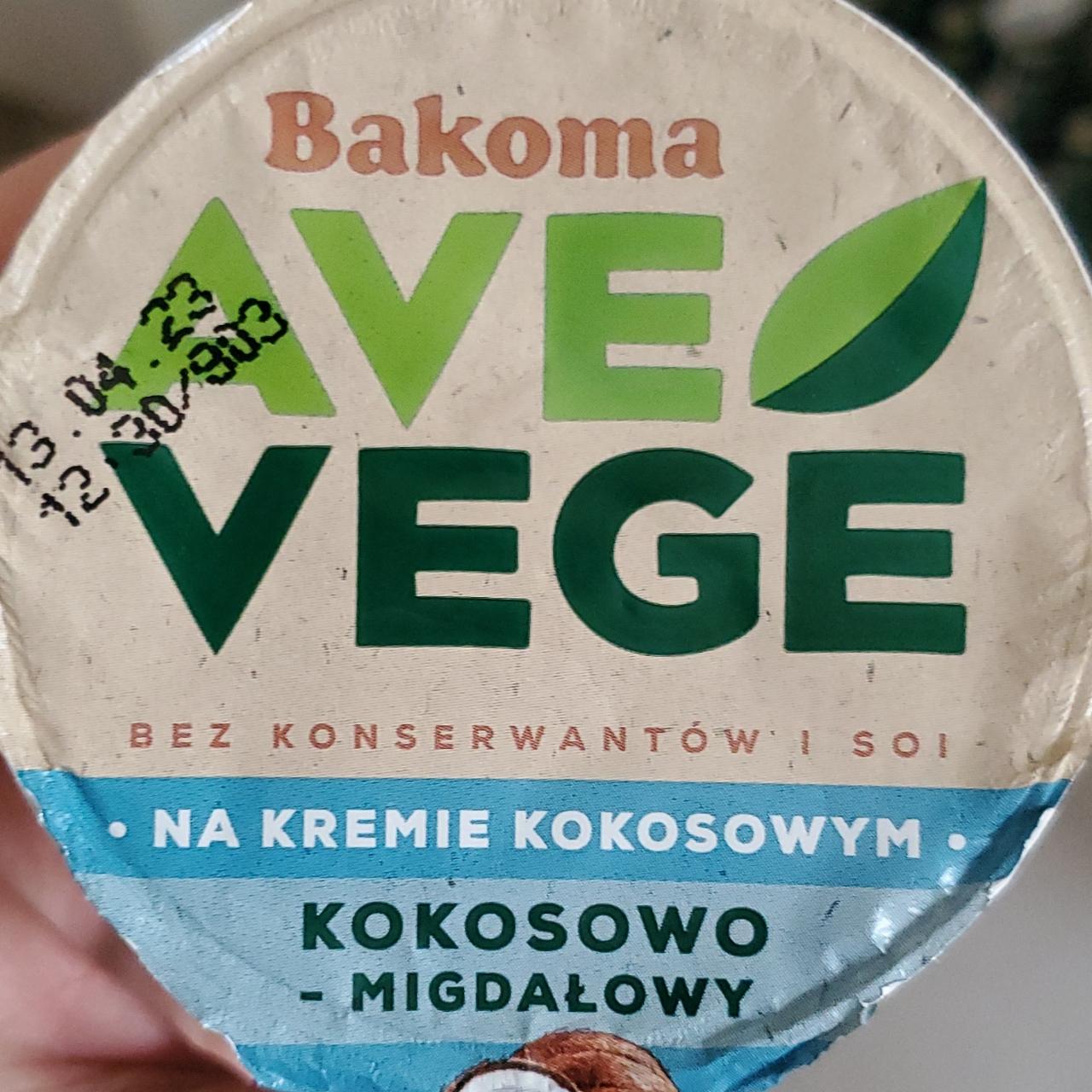 Фото - веганский йогурт из кокосовых сливок с мингдалем Bacoma