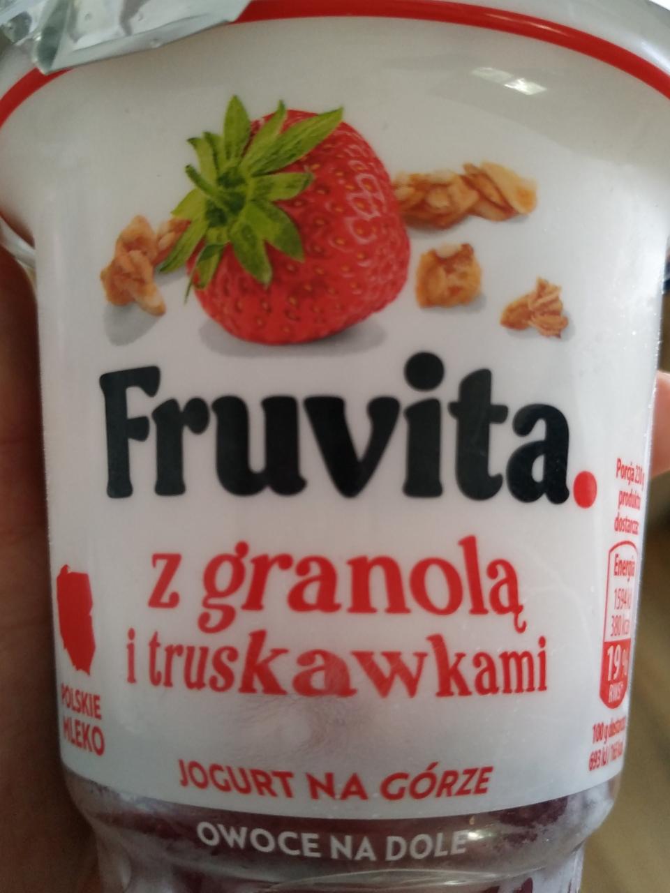 Фото - truskawkowy йогурт с клубникой Fruvita