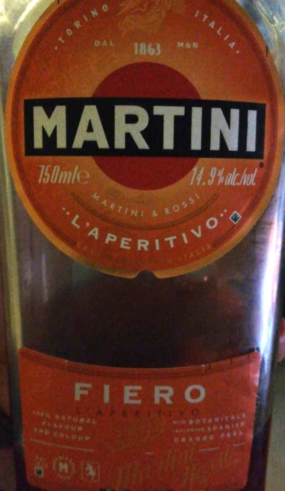 Фото - Вермут красный 14.9% Martini Fiero