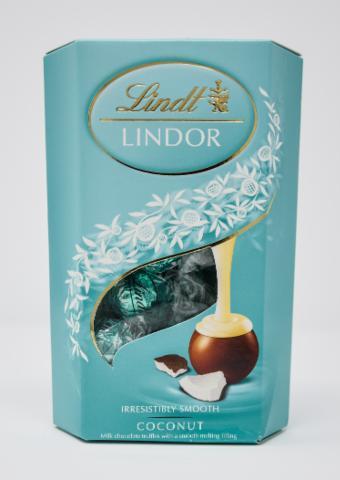 Фото - Конфеты из молочного шоколада с кокосовой начинкой Lindor Lindt