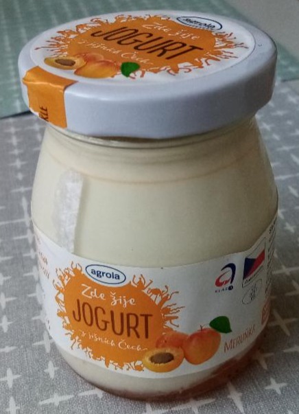 Фото - Йогурт из южной Чехии с абрикосом AGROLA