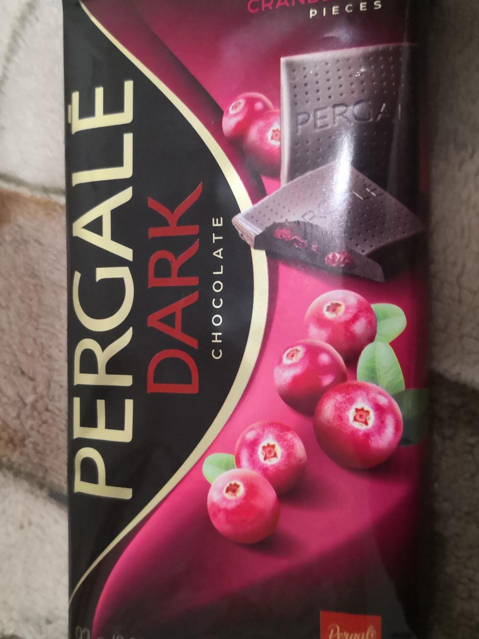 Фото - Шоколад темный с кусочками клюквы Dark chocolate cranberry Pergale