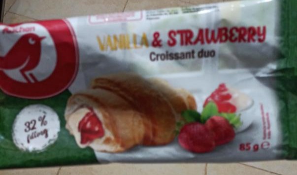 Фото - Croissant duo vanilla&strawberry Aushan