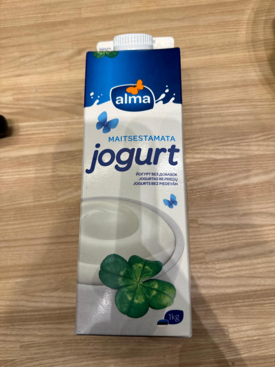Фото - Питьевой йогурт без добавок 2.5% Alma