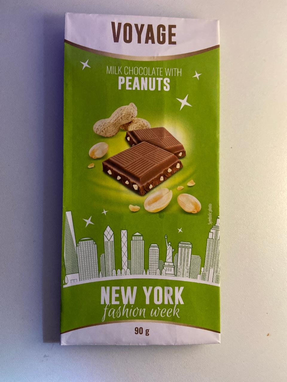 Фото - Молочный шоколад с арахисом New York Voyage