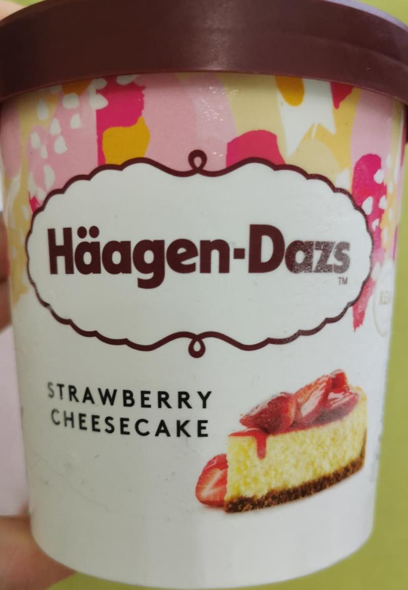 Фото - Мороженое клубничный чизкейк Haagen-Dazs