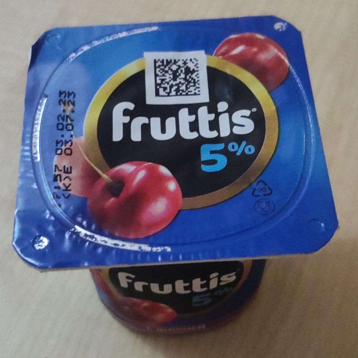 Фото - Йогурт 5% с вишней Fruttis
