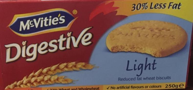 Фото - Печенье пшеничное с пониженным содержанием жира Light Digestive McVitie's