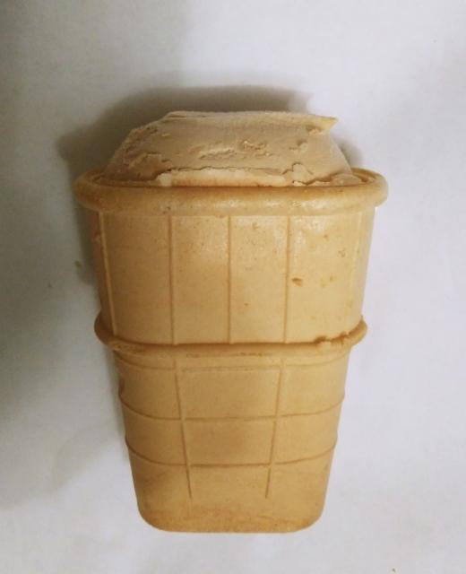 Фото - Мороженое пломбир крем-брюле в плоском вафельном стаканчике 'Советский' Славица